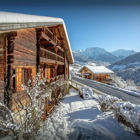 Chalet Cashmere Spirit - Ovo Network Manigod